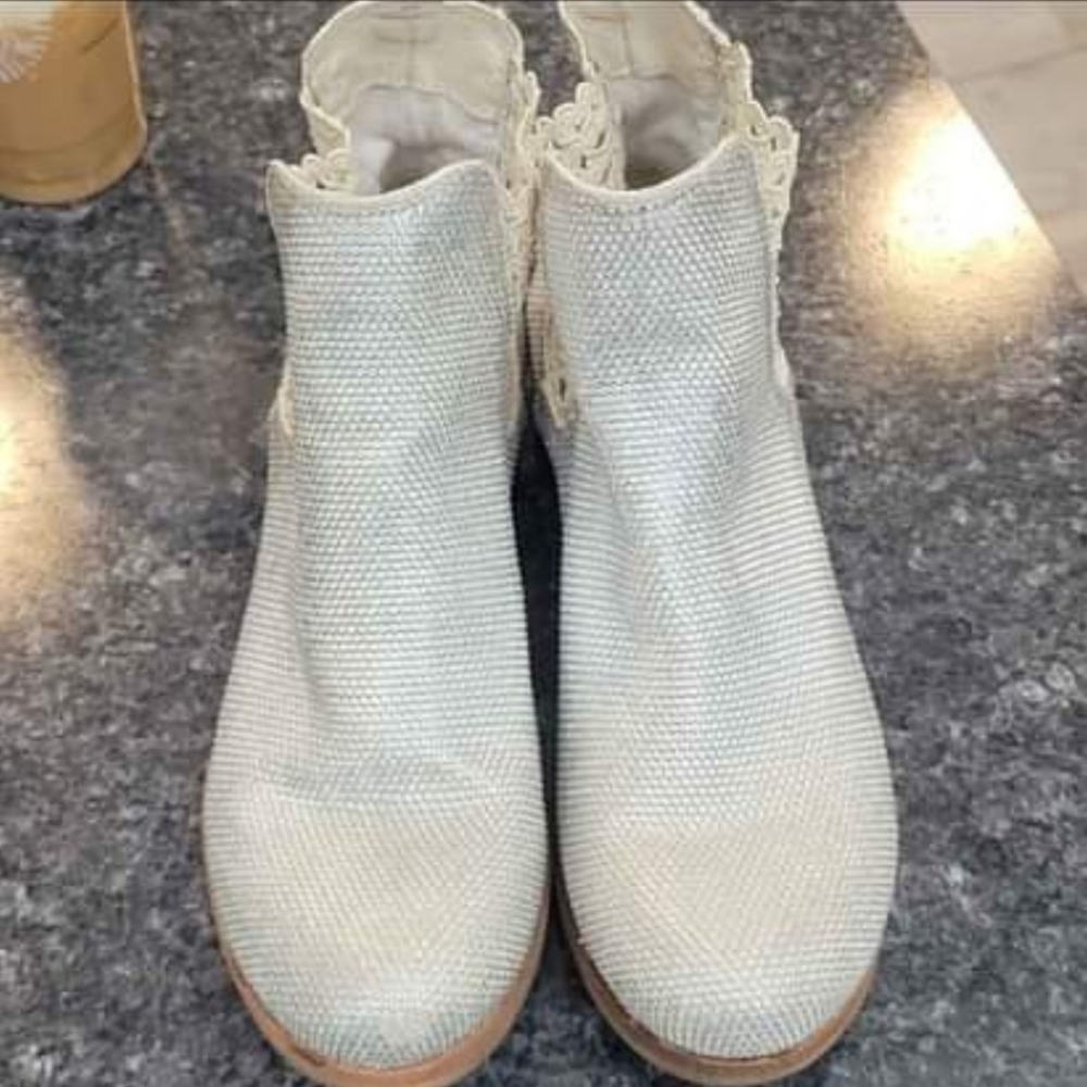 Bos. & Co. Boots
